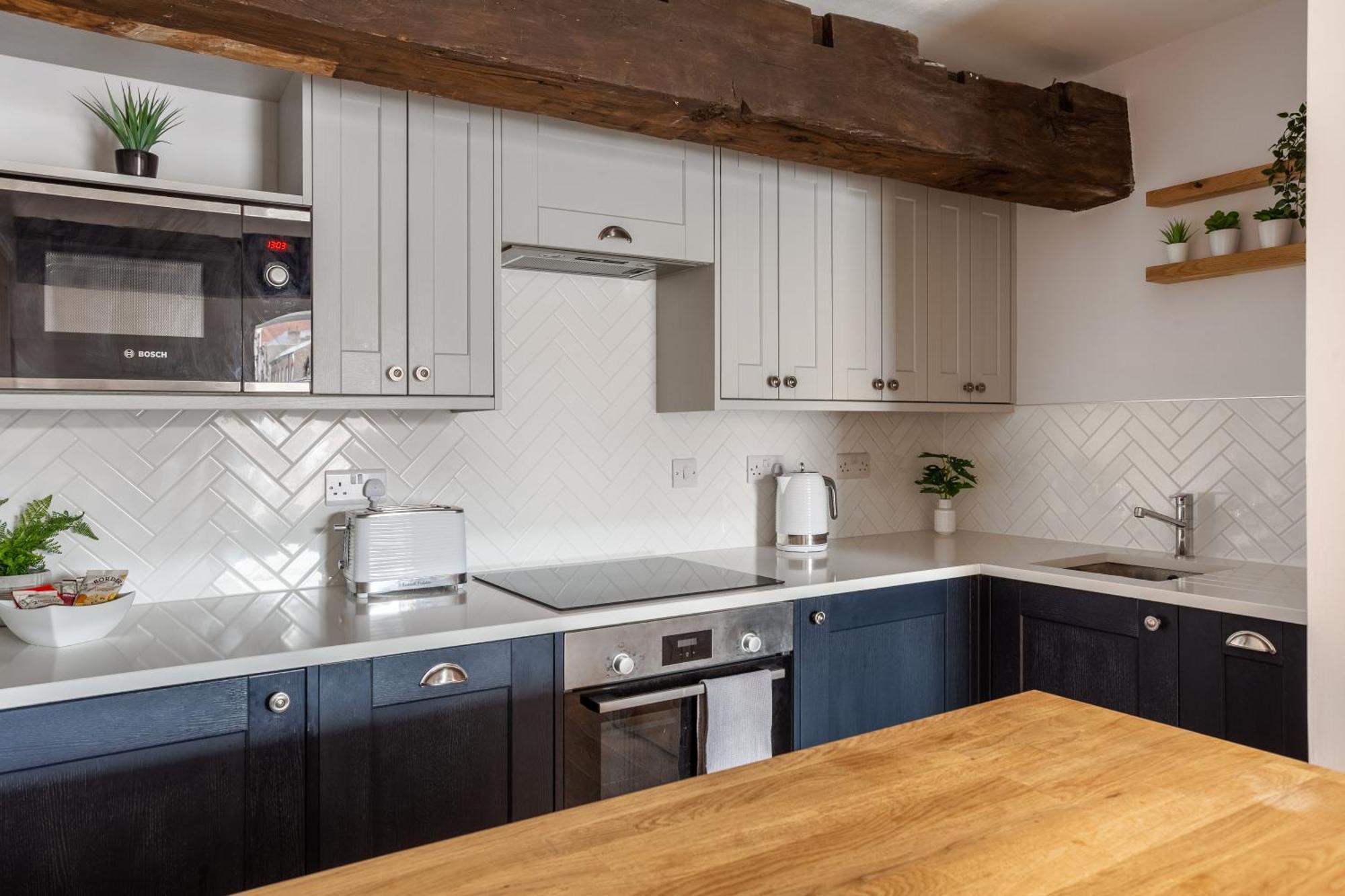 Luxury Apartment Woodsmill View - On The River - With Balcony - Recently Refurbished York Exterior photo
